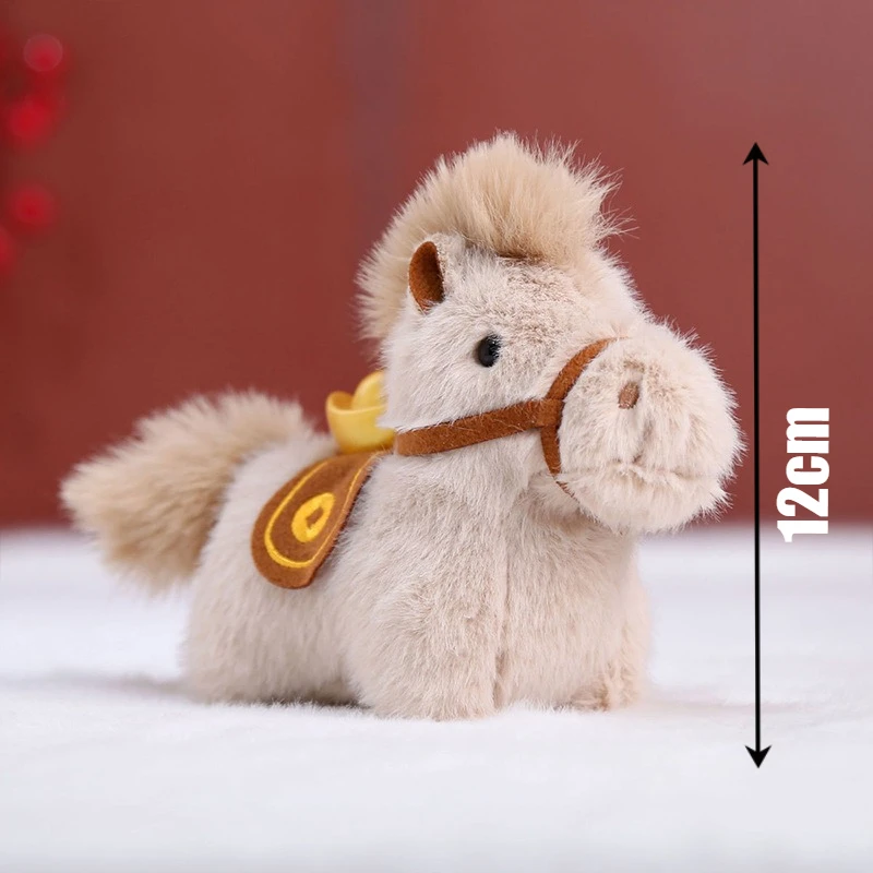 Adorable llavero de muñeco de peluche de caballo, colgante dorado Yuanbao, mascota del zodiaco chino para el año del caballo, regalo de fiesta, decoración del hogar y el coche