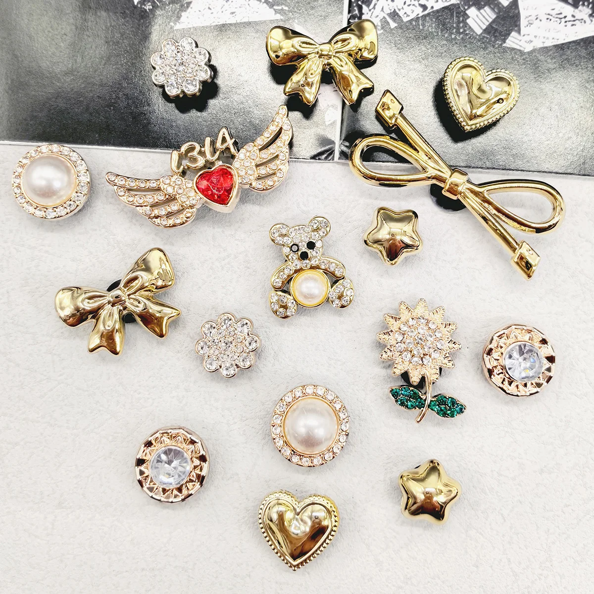 16PCS Sunflower Heart Wings Shoe Charms Accessories Bowtie Floral Clogs Shoe Buckles DIY Decorations Bear Star Shoe Clips Decor