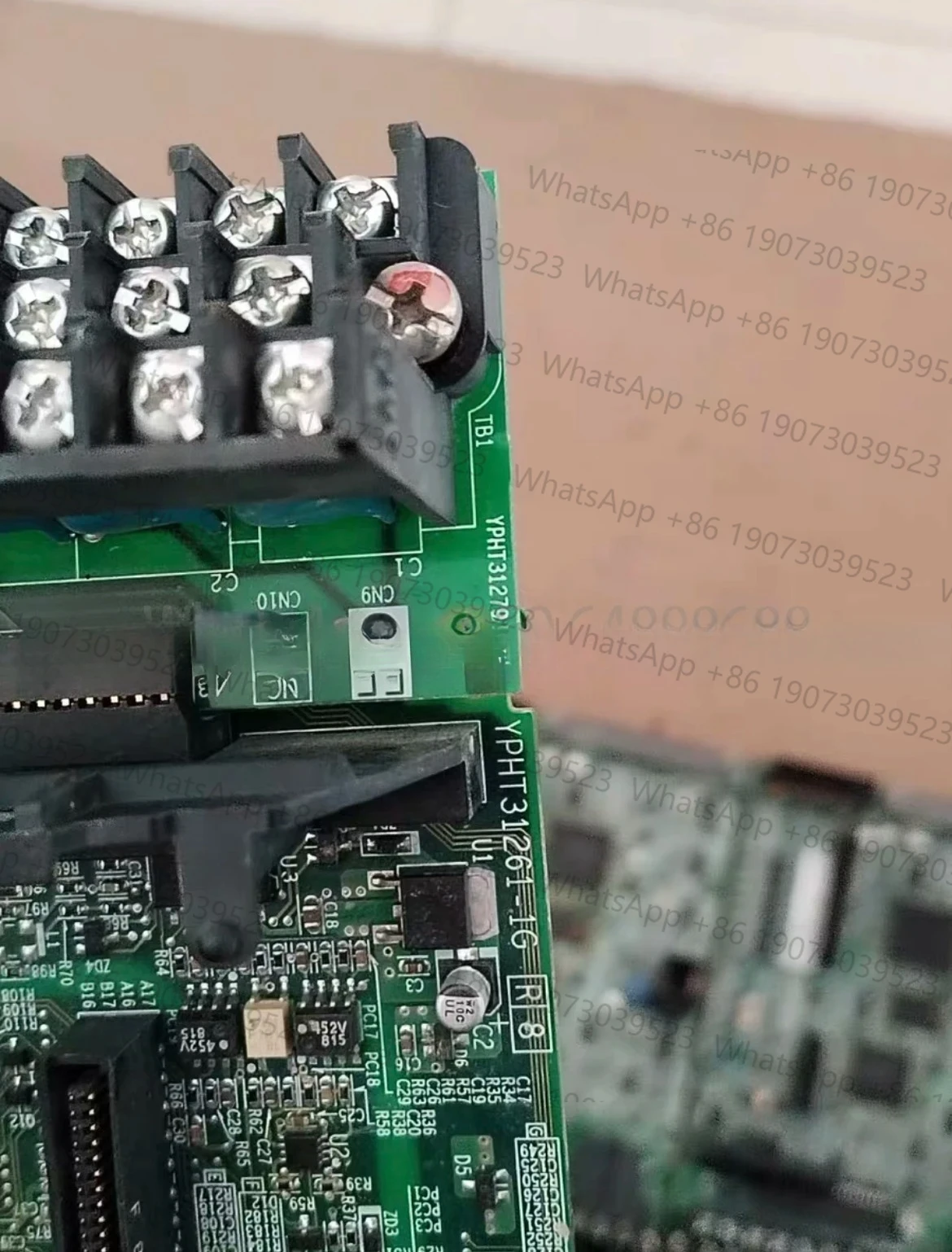 

YPHT31261-1G Плата управления материнской платой инвертора серии F7