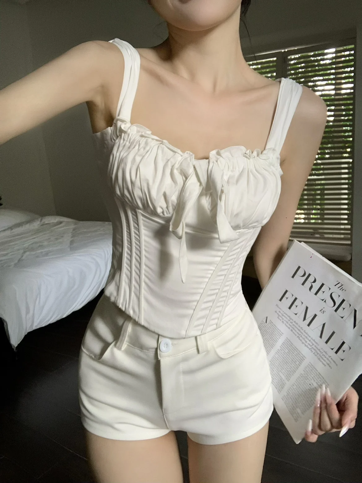 

Slimming White Fibone Belted Sexy Girl Top Commute Sle High Waist ort Pants Casual No Sve Chinese Brand