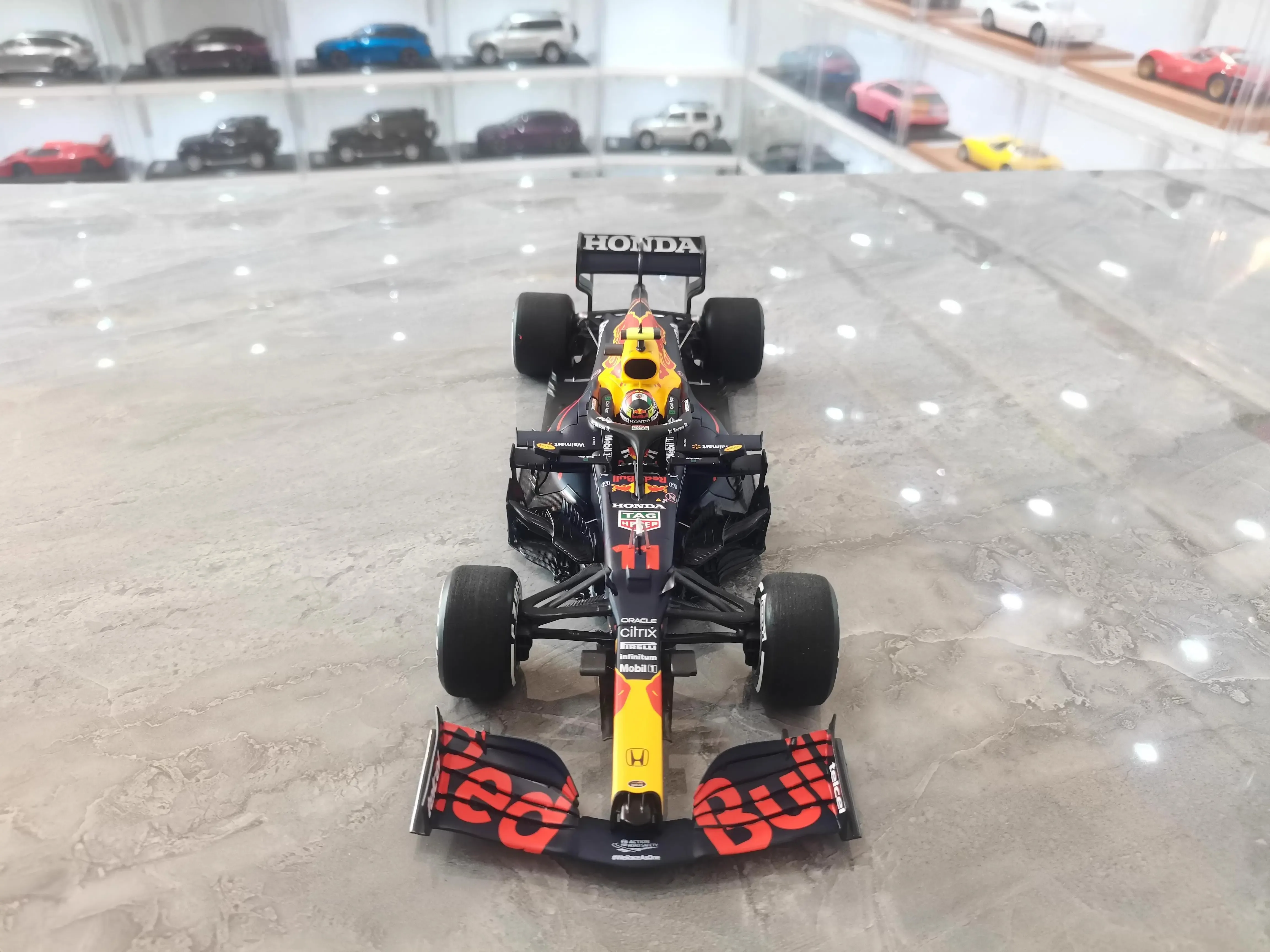 1:18 Minichamps F1 Car Model Red Bull 2022 Monaco Sergio Perez Rb18 #11 Collectible Children Toys Checo F1 Car Birthday Gift