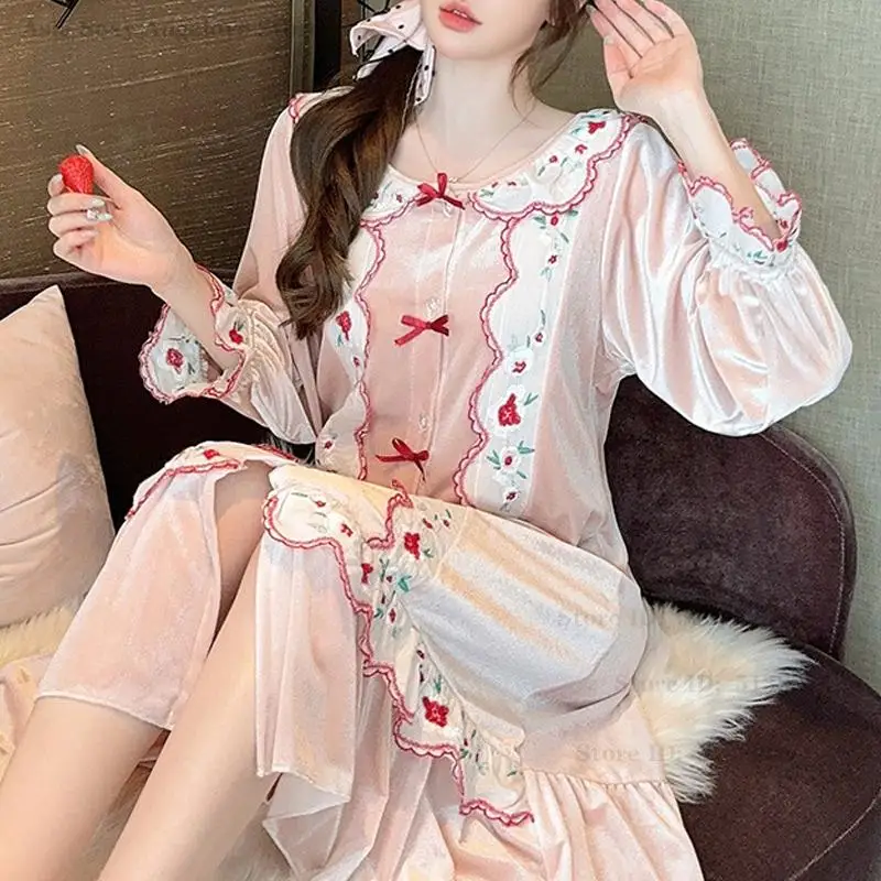 

Autumn Winter Velvet Nightgown Sweet Princess Style Long Nightdress Female Sexy Sleepwear Velour Nightwear Loungewear Home Dress