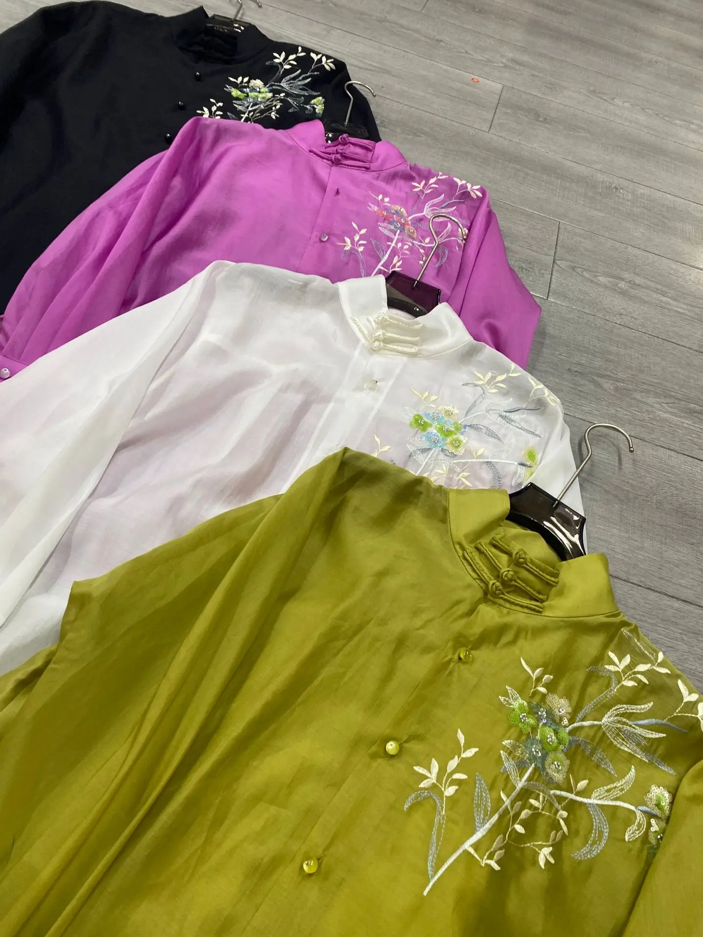 High-end lente zomer top kralen Chinese Tang kleding retro borduurwerk elegante dame blouse zonnebrandcrème kleding vrouwelijk S-XXL