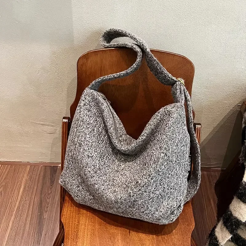 

Solid Colors Zipper Retro Women's Shoulder Bags 2025 Autumn and Winter Styles High Quality Fashion Large Capacity Tote Bags