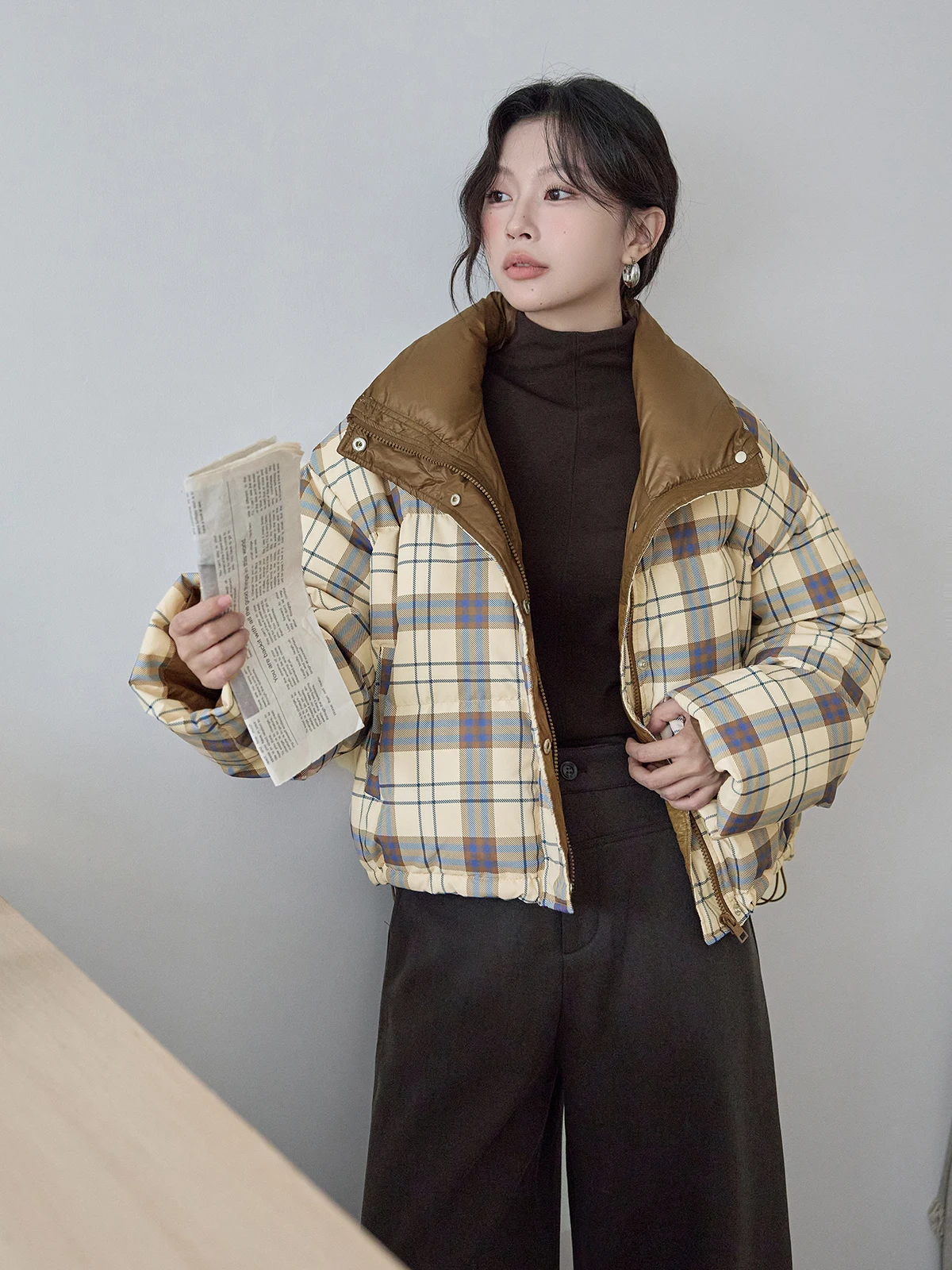 

HuiXi 90 White Du down Plaid Women's Jaet Winter 2025 New Retro Versatile Warm Outerwear Commute Sle Zipper Closure Lon...