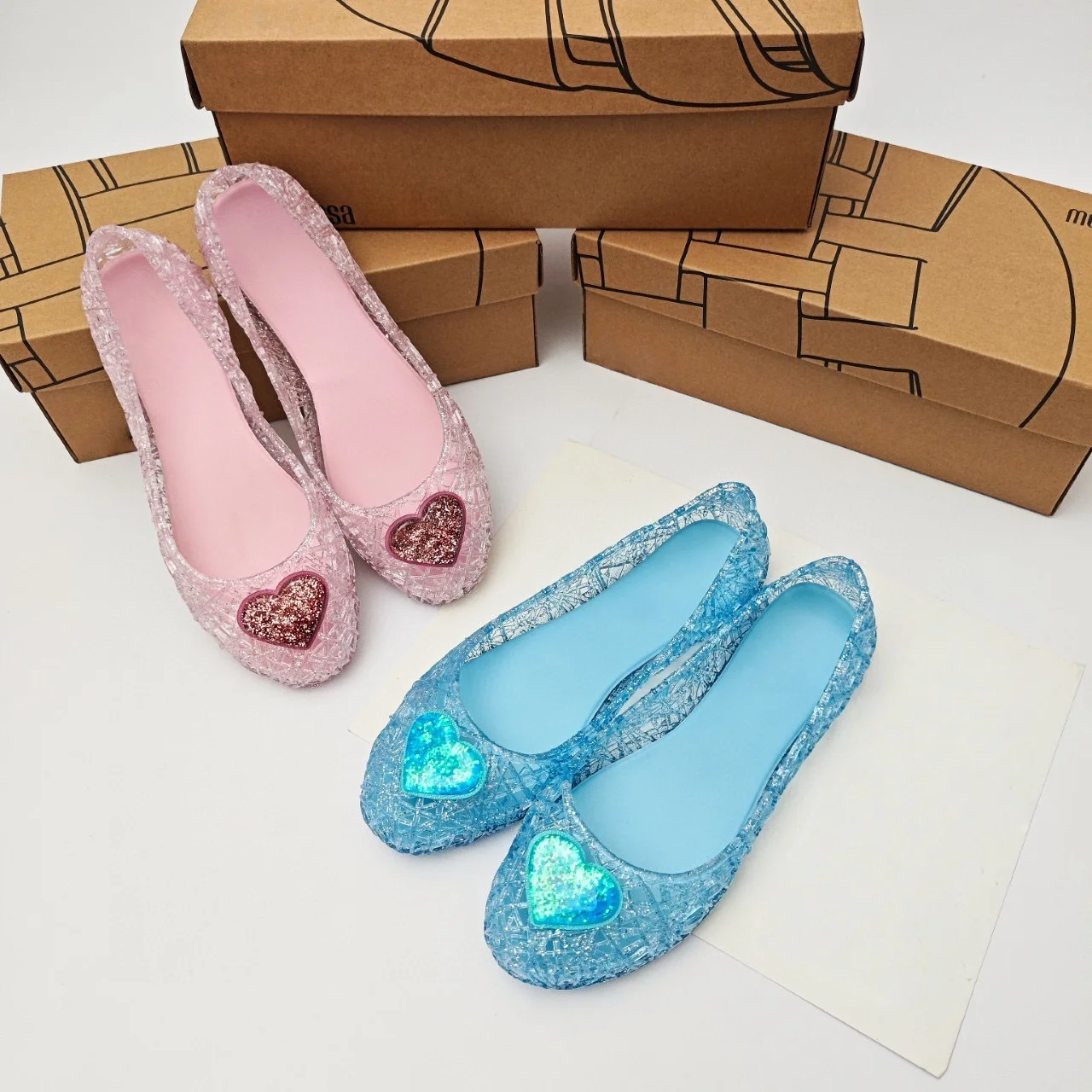 ΠΡΠΈΠ³ΠΈΠ½Π°Π»ΡΠ½ΡΠΉ ΡΡΠΈΠ»Ρ, ΠΆΠ΅Π½ΡΠΊΠΈΠ΅ Π»Π΅ΡΠ½ΠΈΠ΅ ΡΠ°Π½Π΄Π°Π»ΠΈΠΈ Ρ ΠΊΡΠΈΡΡΠ°Π»Π»Π°ΠΌΠΈ, ΠΆΠ΅Π½ΡΠΊΠΈΠ΅ ΠΌΠΎΠ΄Π½ΡΠ΅ ΡΠ΅ΡΡΠΎ-ΠΏΠ»ΡΠΆΠ½ΡΠ΅ ΡΡΡΠ»ΠΈ Π½Π° ΠΏΠ»ΠΎΡΠΊΠΎΠΉ ΠΏΠΎΠ΄ΠΎΡΠ²Π΅ Ρ ΠΏΡΠΈΡΡΠΈΠΌ Π³Π½Π΅Π·Π΄ΠΎΠΌ ΠΈ ΡΠ΅ΡΠ΄ΡΠ΅ΠΌ, Π±ΡΠ΅Π½Π΄ΠΎΠ²Π°Ρ Π΄Π΅Π²ΡΡΠΊΠ° SM313 ΠΡΠΈΠ³ΠΈΠ½Π°Π»ΡΠ½ΡΠΉ ΡΡΠΈΠ»Ρ, ΠΆΠ΅Π½ΡΠΊΠΈΠ΅ Π»Π΅ΡΠ½ΠΈΠ΅ ΡΠ°Π½Π΄Π°Π»ΠΈΠΈ Ρ ΠΊΡΠΈΡΡΠ°Π»Π»Π°ΠΌΠΈ, ΠΆΠ΅Π½ΡΠΊΠΈΠ΅ ΠΌΠΎΠ΄Π½ΡΠ΅ ΡΠ΅ΡΡΠΎ-ΠΏΠ»ΡΠΆΠ½ΡΠ΅ ΡΡΡΠ»ΠΈ Π½Π° ΠΏΠ»ΠΎΡΠΊΠΎΠΉ ΠΏΠΎΠ΄ΠΎΡΠ²Π΅ Ρ ΠΏΡΠΈΡΡΠΈΠΌ Π³Π½Π΅Π·Π΄ΠΎΠΌ ΠΈ ΡΠ΅ΡΠ΄ΡΠ΅ΠΌ, Π±ΡΠ΅Π½Π΄ΠΎΠ²Π°Ρ Π΄Π΅Π²ΡΡΠΊΠ° SM313