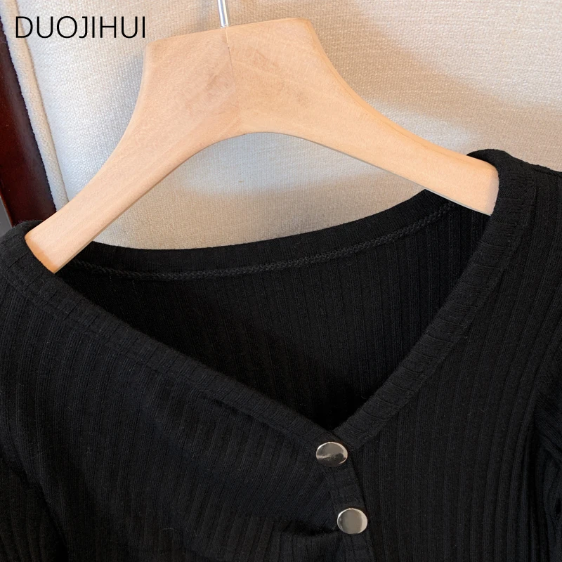 DUOJIHUI autunno dolce scollo a v Chicly irregolare pullover femminili nuovo Slim Basic colore puro moda semplice pullover da donna lavorati a maglia