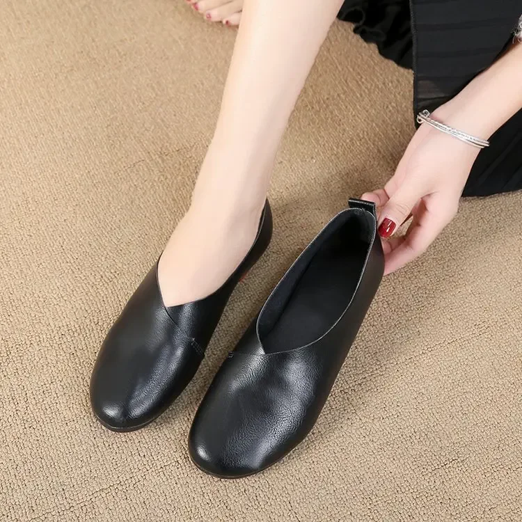 Vintage Handmade Shoes Leather Flats Women Shoes Shallow Mouth Casual Fashion Women Shoes Plus Size 2026