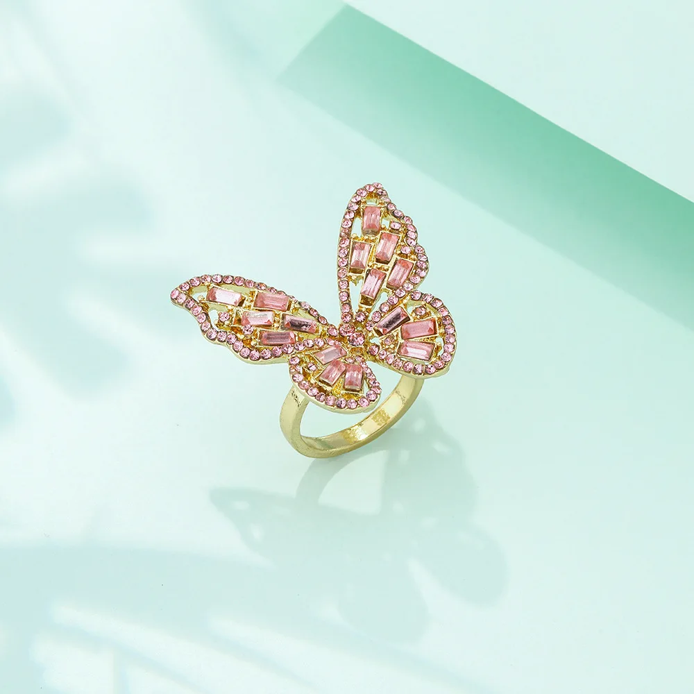 Colorful Crystal Zirconia Butterfly Ring For Women Stylish Simple Ladies Vintage Metal Band Charming Banquet Party Jewelry