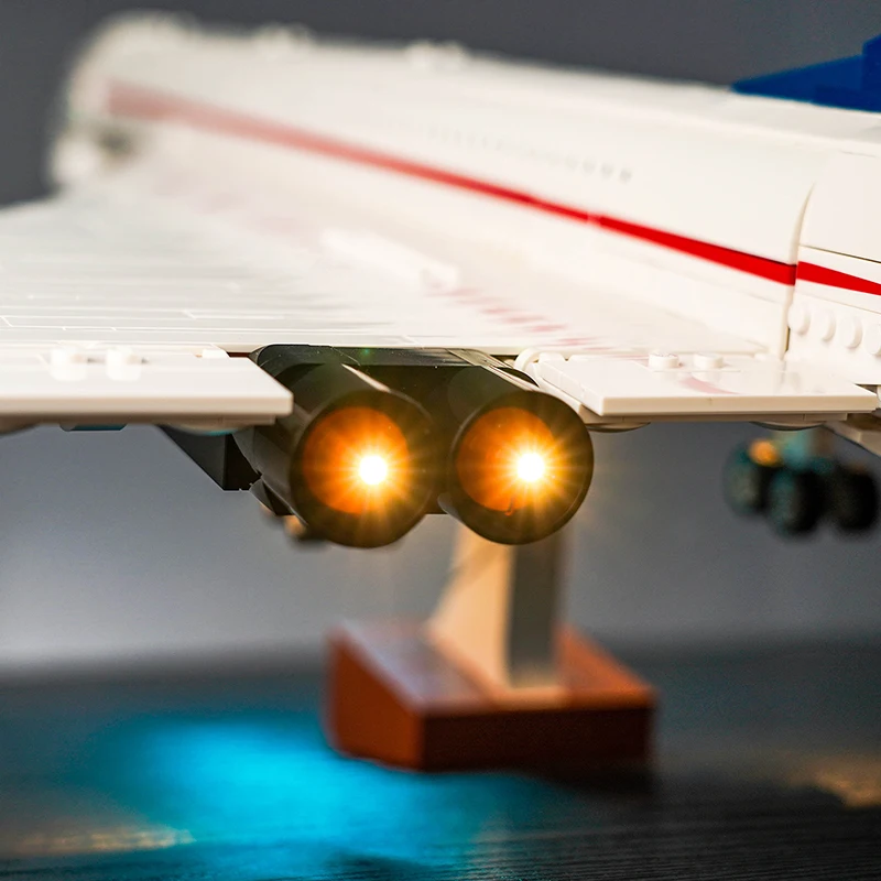 Vonado LED light 10318 set is suitable for Concorde building blocks (only including lighting accessories)