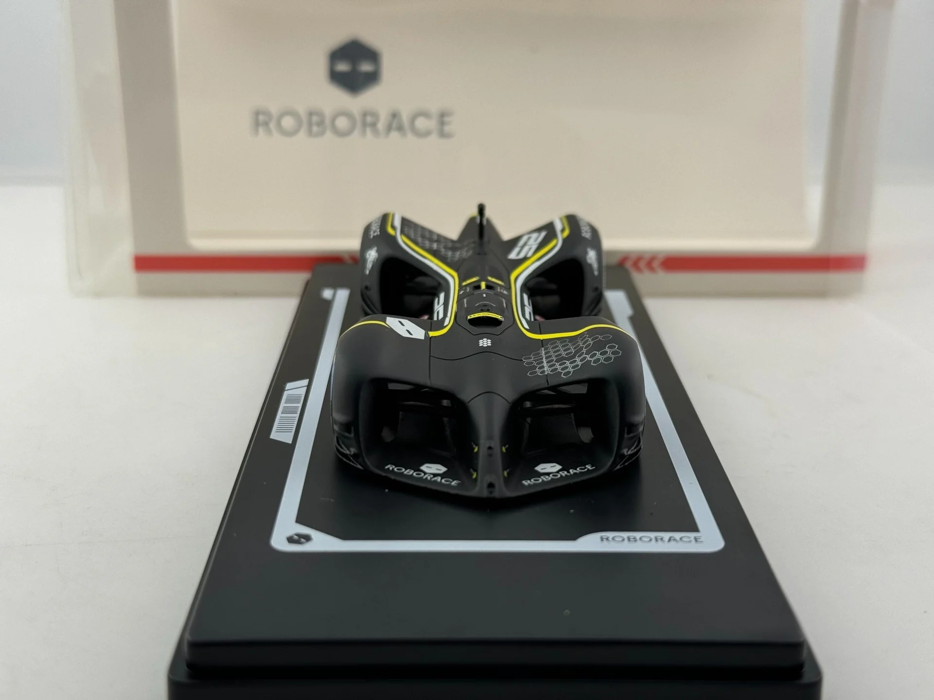 Diecast ROborace 1/43 Maßstab unbemannte Formel Racing Harz Auto Modell Sammlerstück Spielzeug Geschenk Souvenir Display Ornament