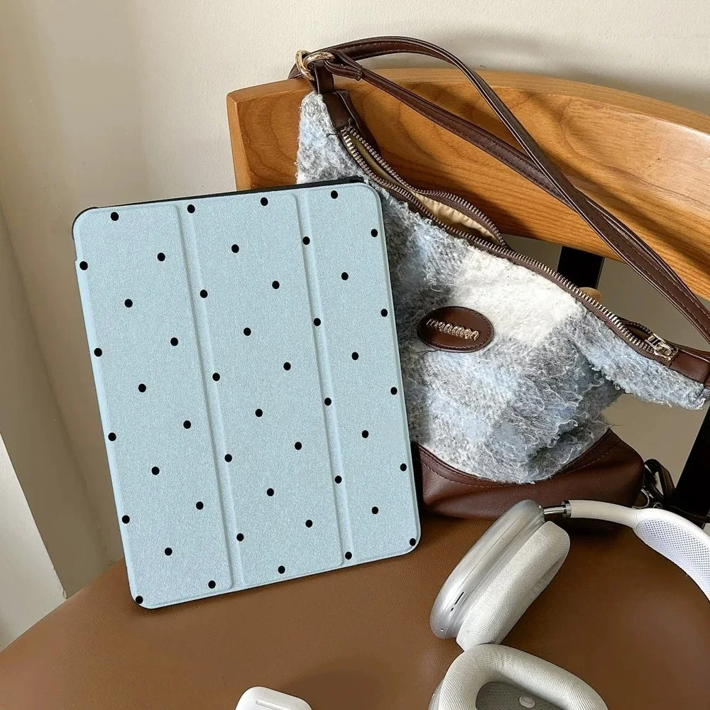 Black Polka Dots Cover for IPad Pro 11 Case 10.2 9/8/7th Generation 5/6th Air4/5 10th Air 3 10.5 Pro 12.9 Mini 6 Trifold Case
