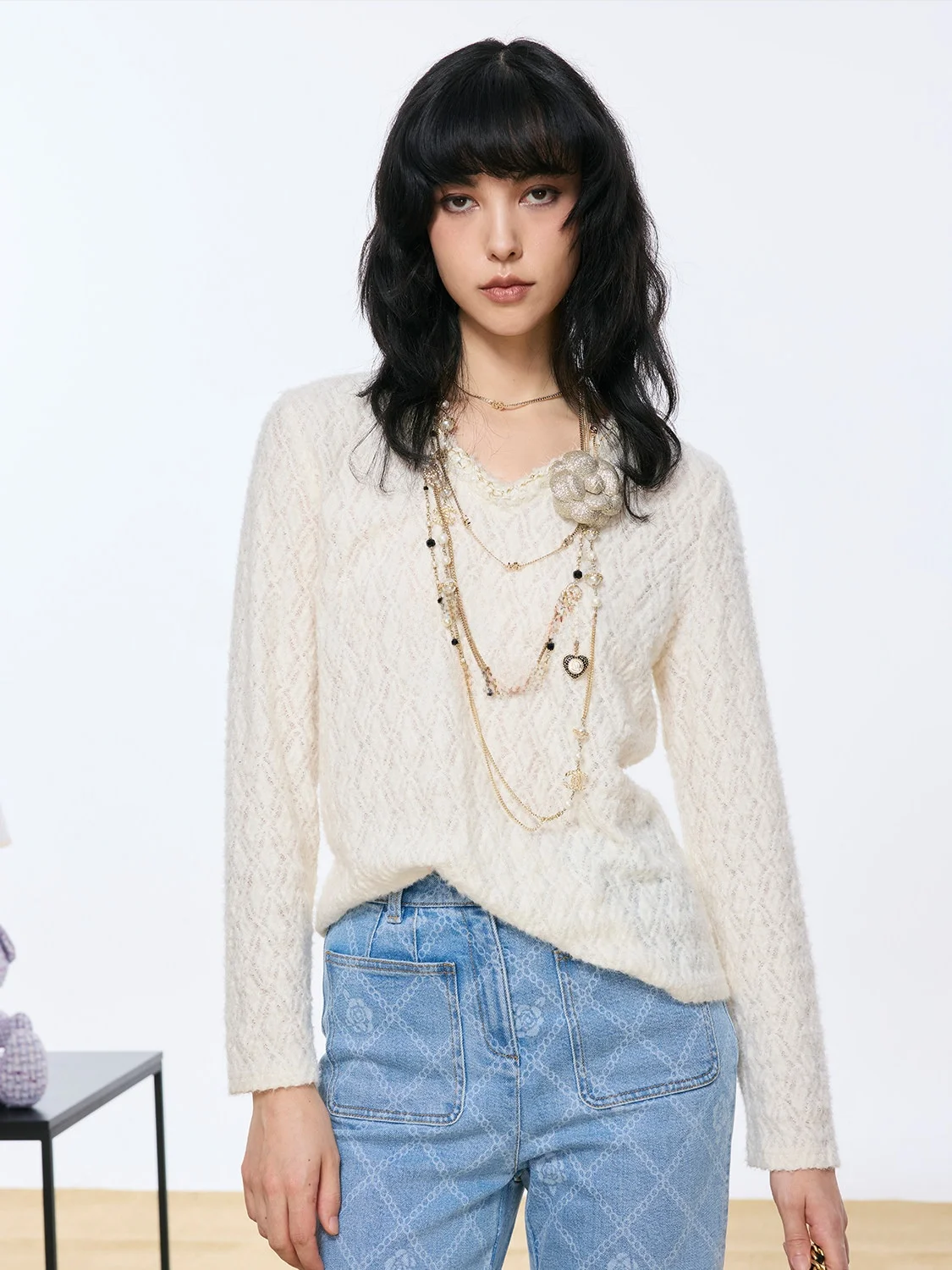 

Женская модная трикотажная кофта Blacknini с флисовой подкладкой, машинная стирка, текстурная кружевная вышивка, базовая модель, весенняя коллекция