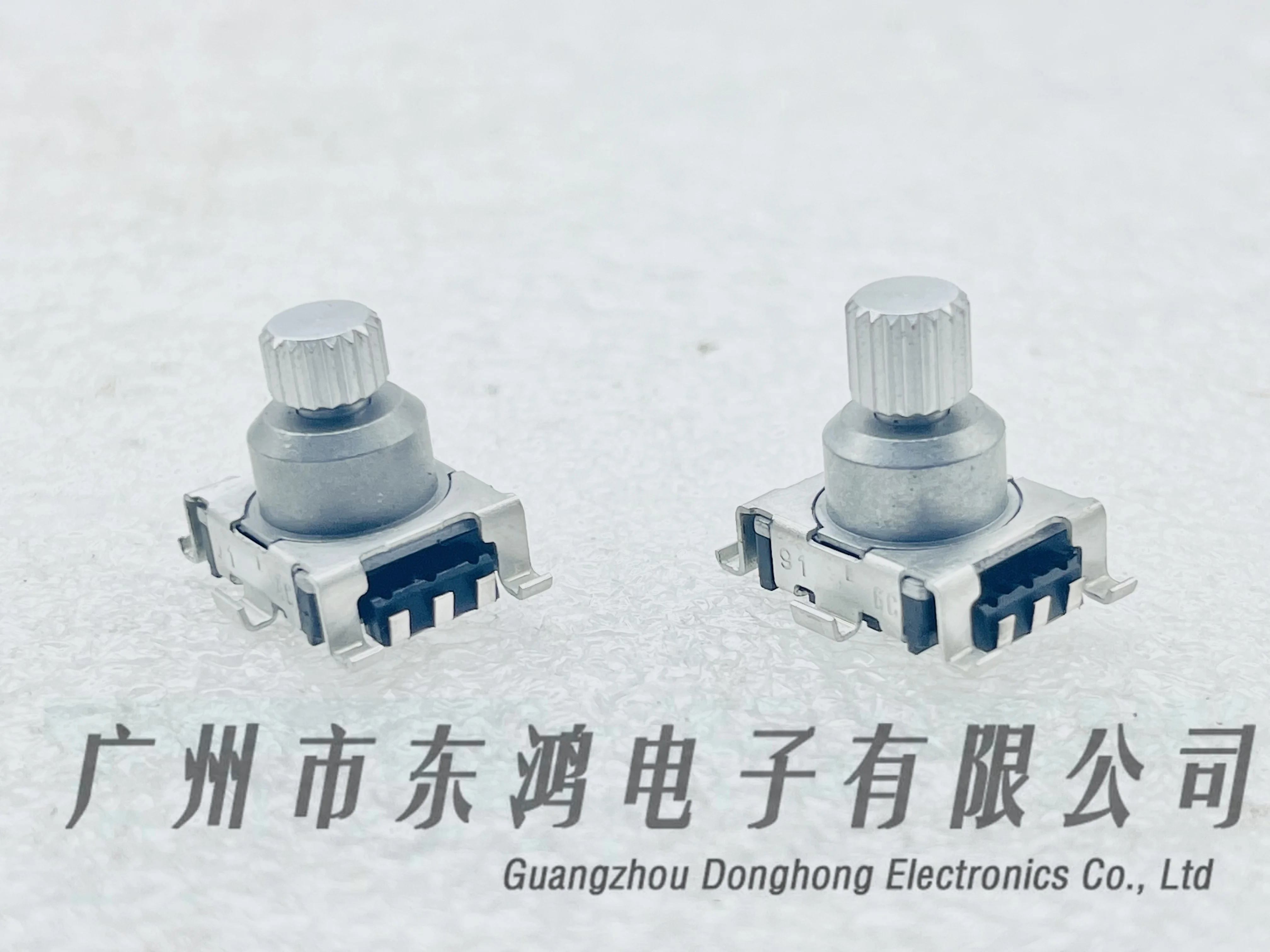 1PCS Alps EC11  digital potentiometer automotive audio rotary patch 30 positioning shaft 11