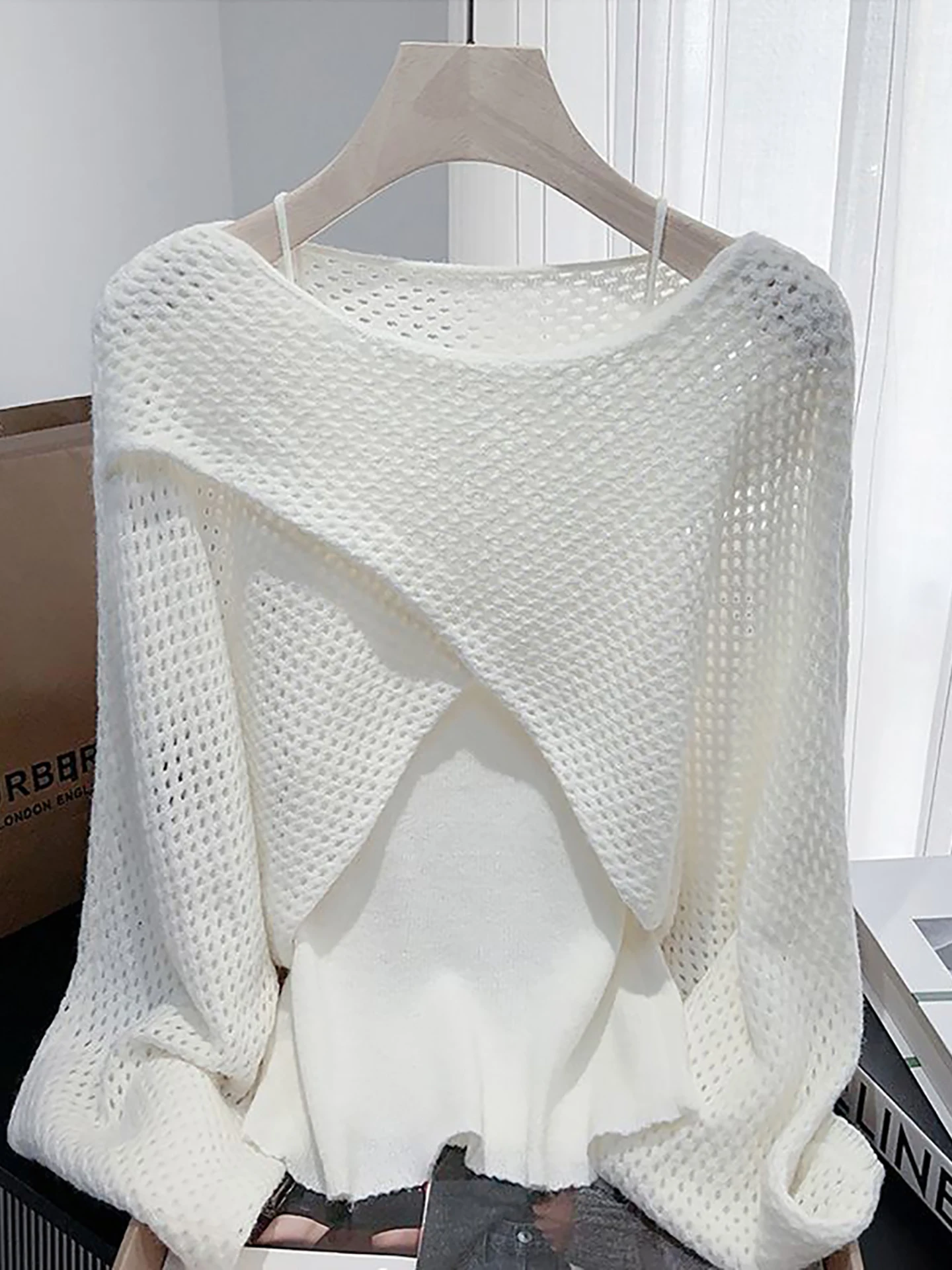 

Корейский вязаный свитер нерегулярной формы для женщин: модный, ажурный, мягкий, уютный базовый топ свободного кроя с длинными рукавами, укороченный