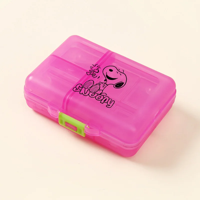Snoopy Doppelschichtige tragbare Medikamentenverpackungsbox, niedlicher Cartoon, große Kapazität, Schmuckkomponenten-Aufbewahrung, Haushaltsbedarf