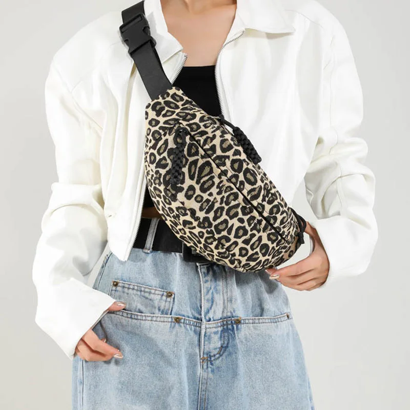 Riñonera de lona con estampado de leopardo para mujer, bolso de pecho a la moda, bolsos de hombro tipo bandolera, bolso con cinturón de alta calidad