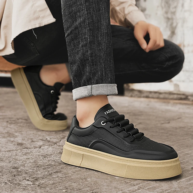 2025 新しいメンズシューズ革カジュアルシューズファッション加硫靴ロートップ男性カジュアルトレンディな靴フラットランニングスポーツシューズ