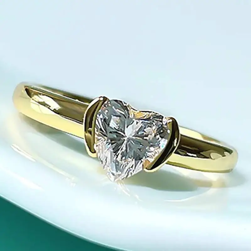 Huirtan Herzförmiger CZ-Damenring, goldfarben, elegant, für Hochzeit, Verlobung, Fingerzubehör, Jahrestag, süßer schicker Schmuck, Geschenk