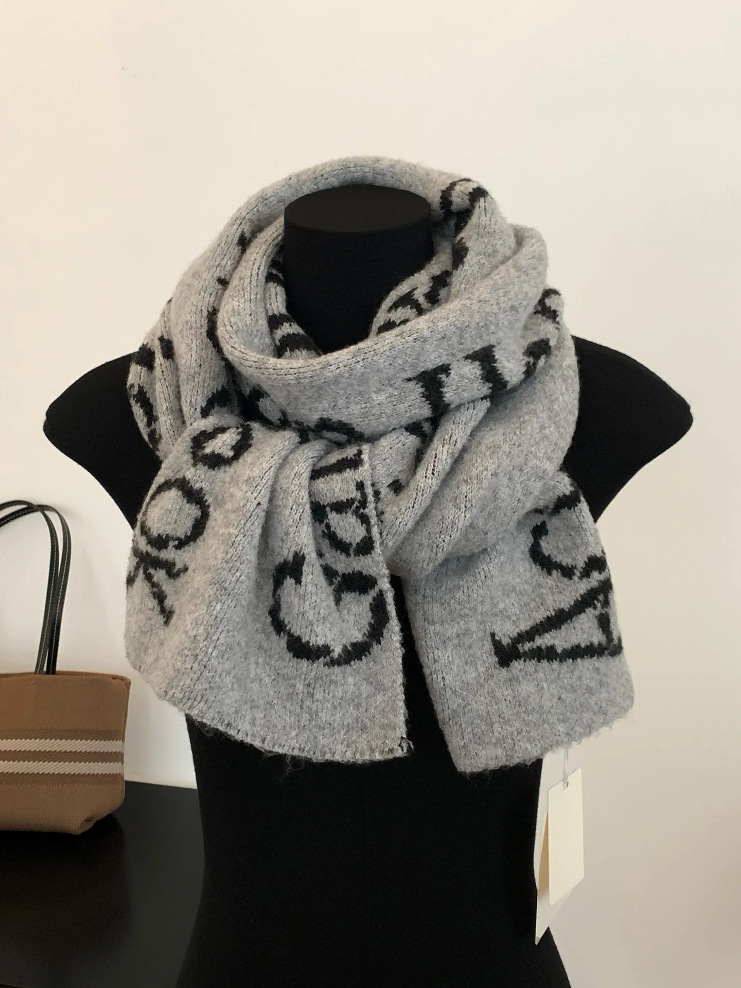 Korean Style High Quality Black Letter Embroidery Knitted Scarf Women's Autumn Winter Warm Shoulder Shawl Neck Warmer Decoration