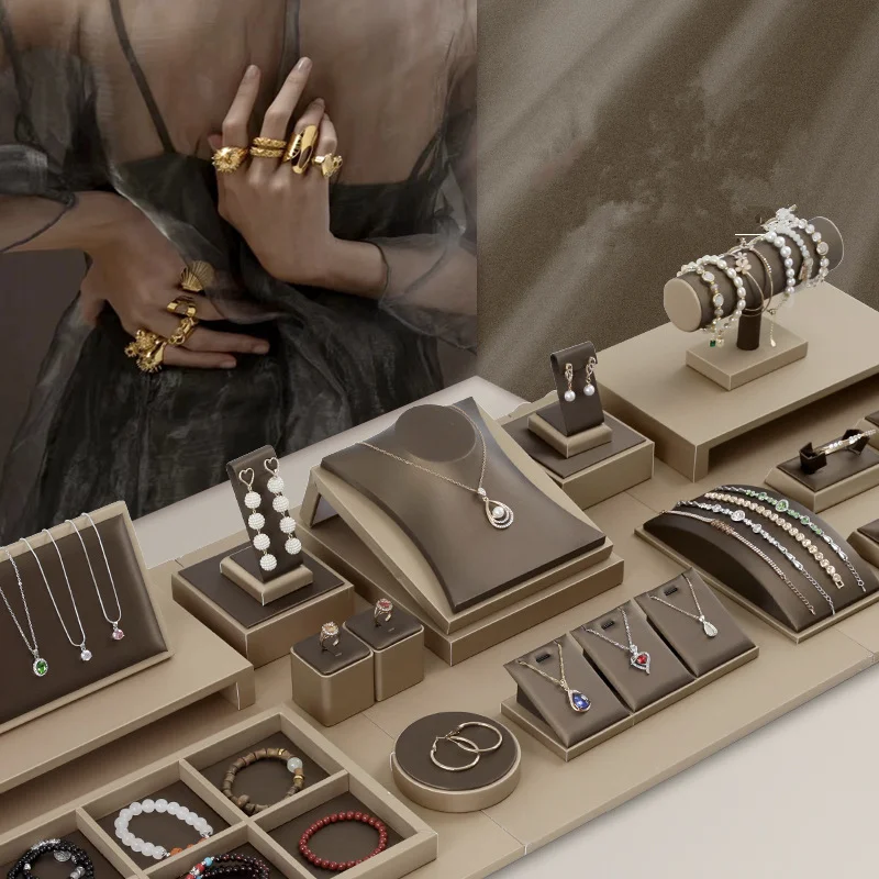 

Coffee-Colored Series Of Jewelry Display Props Bracelets Necklaces Rings Earrings And Pendant-Style Jewelry Display Trays