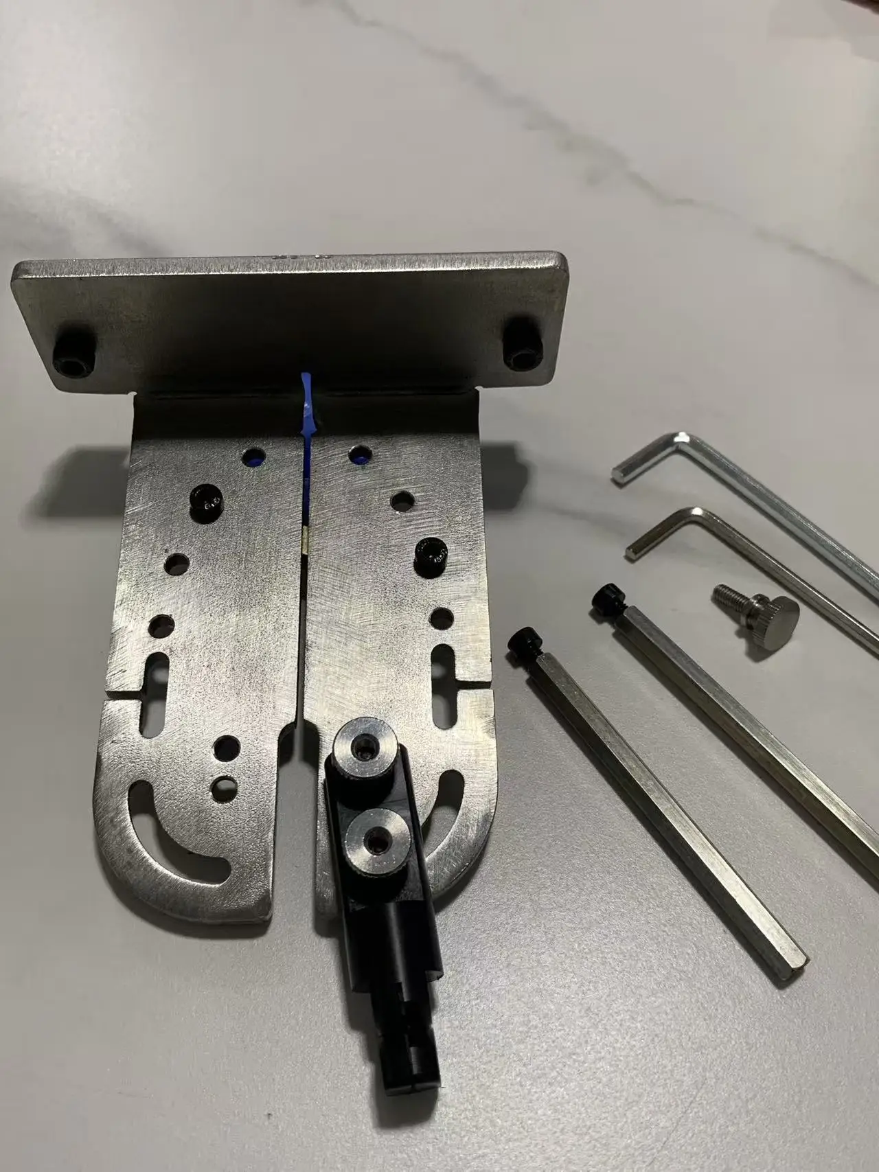 

Stainless Steel Mounting Plate Jewelry Setting Tools with Work Bench Pin Kit for Precise Craftsmanship And Durability