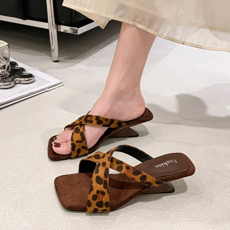 

Summer Women Shoes Fashion Leopard Print High Heels Slippers for Woman Comfort Vacation Casual Shoe Designer Shoes Zapatos Mujer