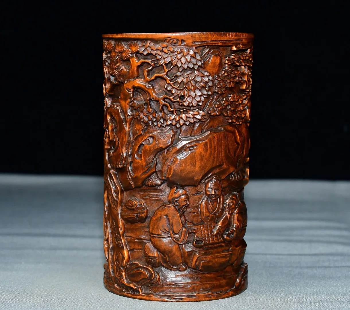 Old Boxwood Boy herding cattle Pattern pen holder Songbai Boy Pen Holder Study Amass wealth Ornaments
