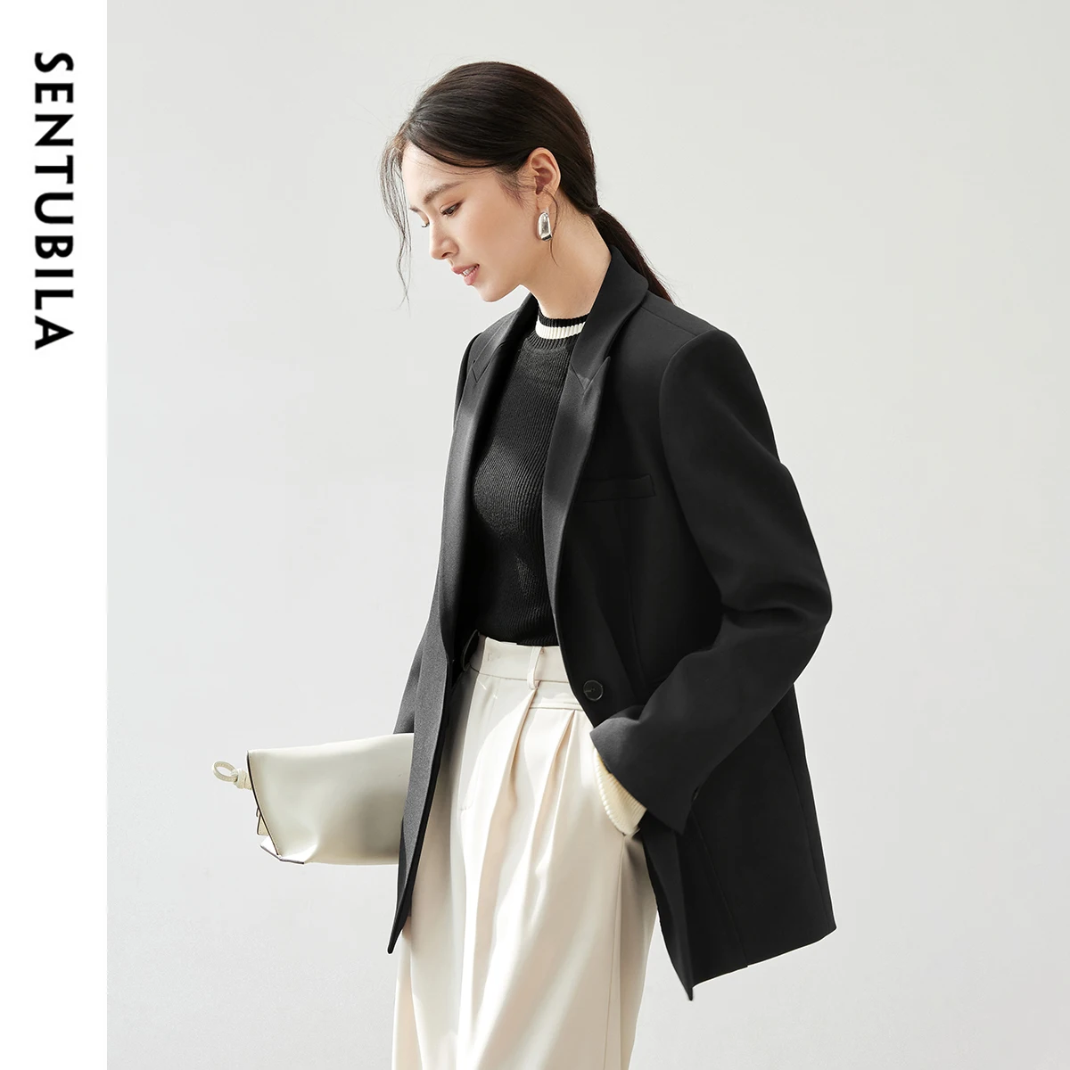 SENTUBILA Texture Twill Blazers Women Fall 2024 Classic Notched Collar Shoulder Pads Office Lady Work Business Coat 143X56811