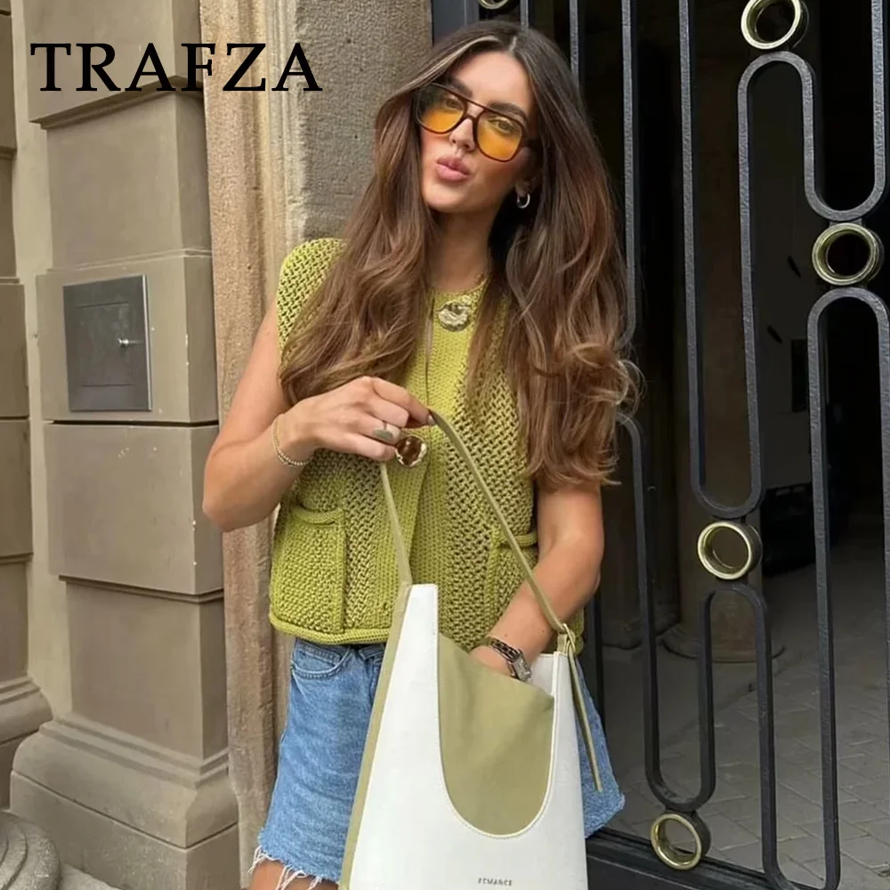 TRAFZA 2024 Autumn Winter Vintage Women Knitted Vests Fashion Casual Solid Single Breasted Pockets Sleeveless Ladies Vests