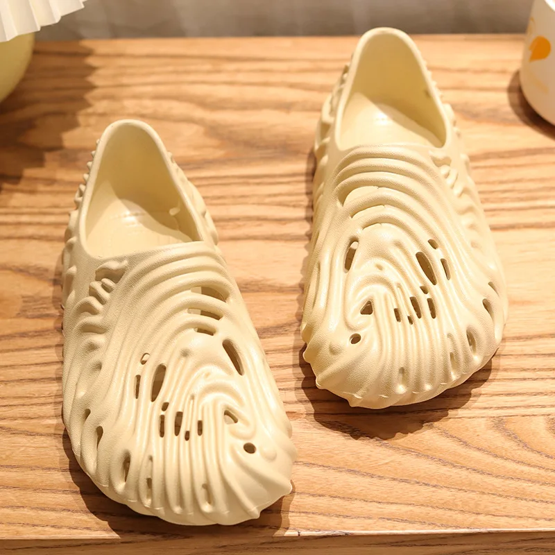 New Women Sandals Casual Breathable Beach Sandals Summer Slip On Women Flip Flops Shoes Non-slip Home Slippers Men Couple Shoes
