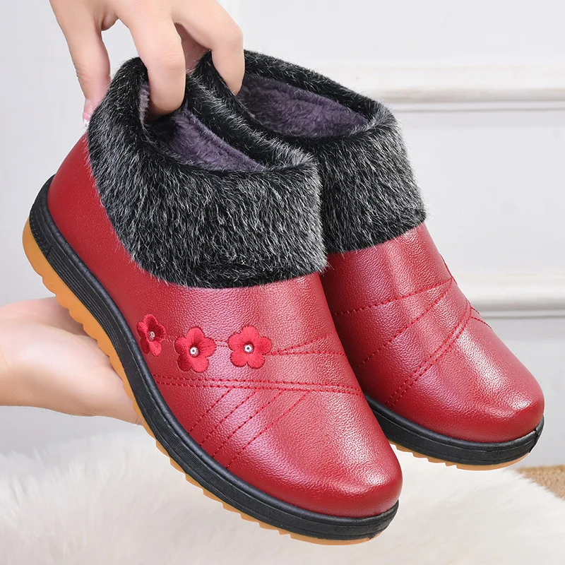 Winter Women's Warm and Waterproof Cotton Shoes, Velvet, Cold-proof and Non-slip Soft-soled Middle-aged and Elderly Mother Shoes