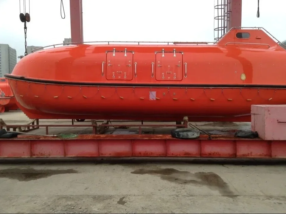 Barco de resgate de emergência marinho Solas Barco de vida de queda livre Barco de vida parcialmente fechado