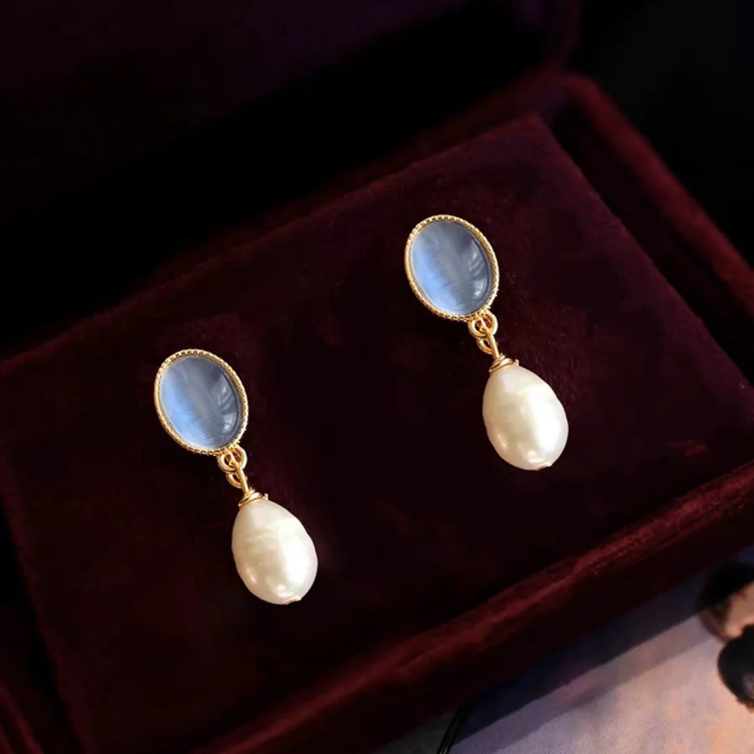 Fresh blue cat eye stone pearl earrings for women retro original design high-end earings stud party creative jewelry gifts