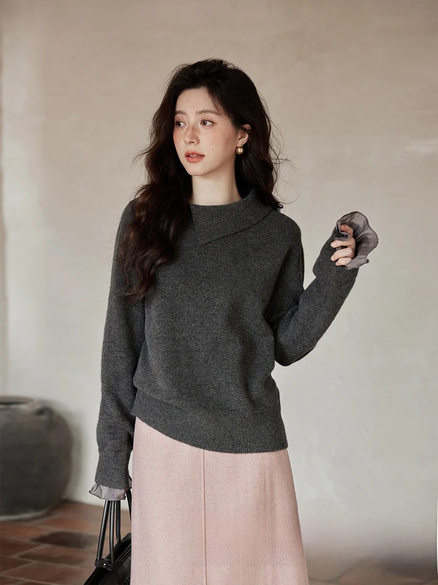 

Корейский вязаный свитер Ele Ximen, коллекция Зима 2026, уникальный дизайн, косой воротник, ощущение роскоши, длинный рукав