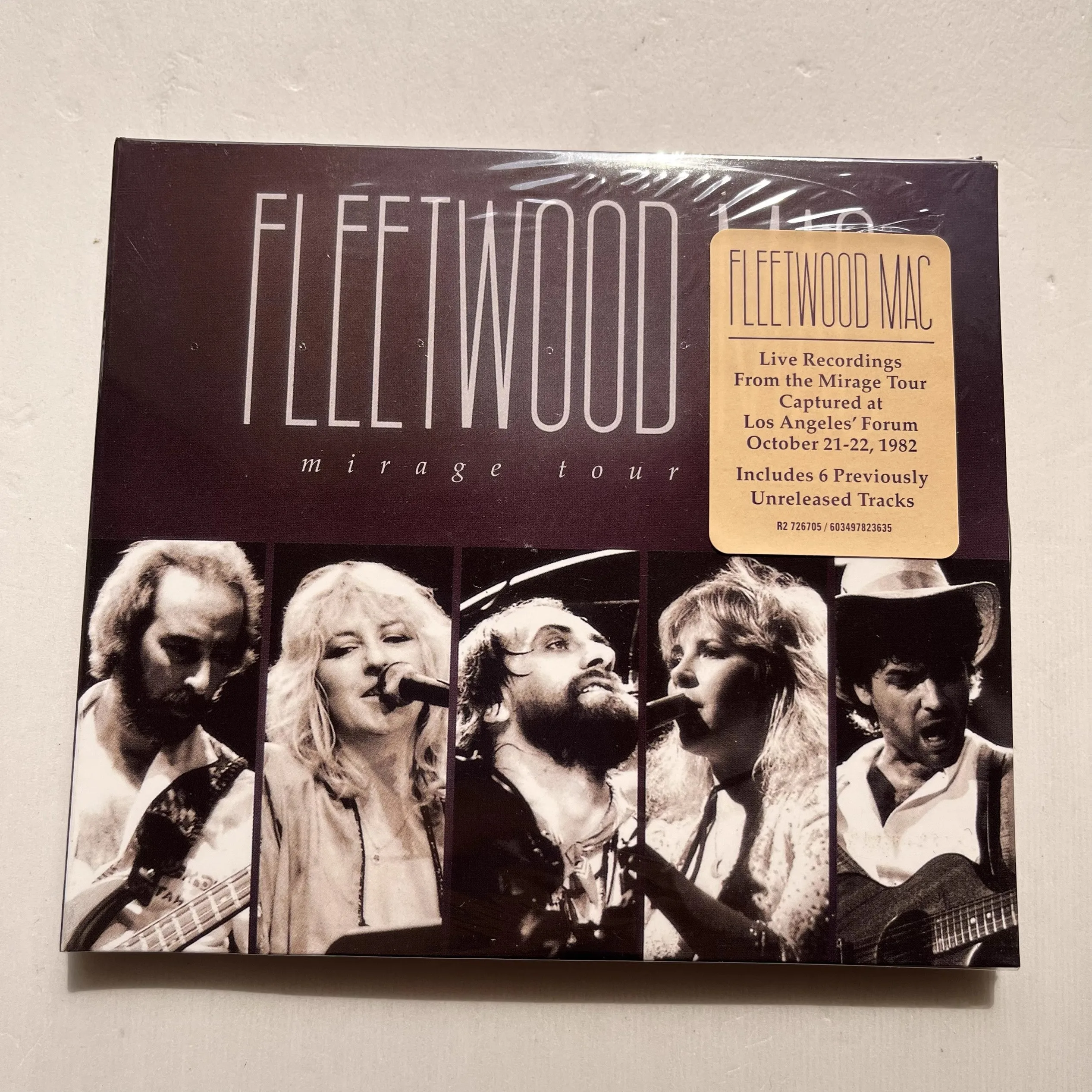 Blues Rock Fleetwood Mac John McVie Music CD Mirage Tour 82 (Live) Album 2pcs Music Record Cosplay Walkman Car Soundtracks Box
