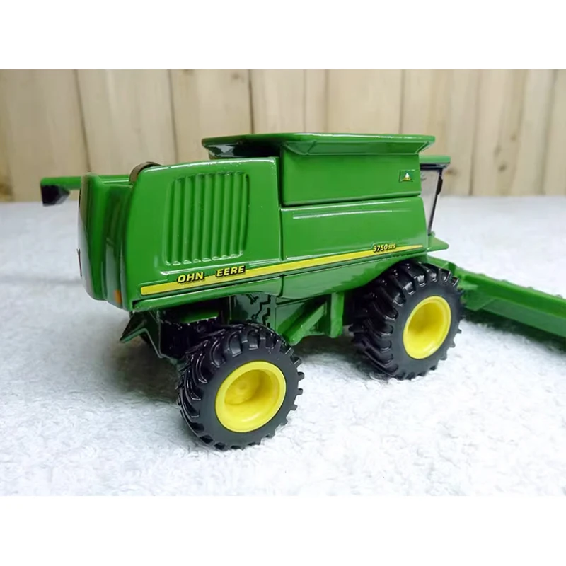 ERTL Diecast 1/64 Scale 9750 Combine Alloy Agricultural Vehicle Model Static Display Collectibles Boy Gift Toys Ornament