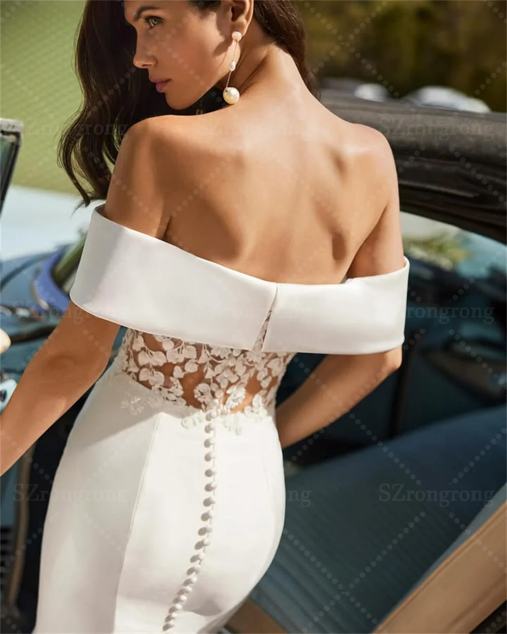 Vestido de novia bohemio de encaje satinado con cuello barco, vestido de novia de alta calidad con botones en la espalda, vestido de fiesta nupcial con tren desmontable hecho a medida