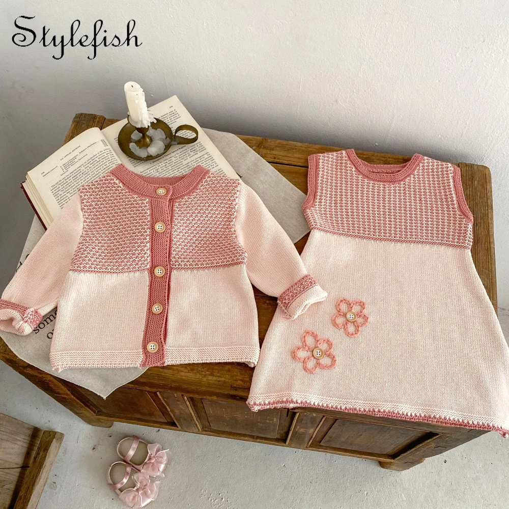 Spring and Autumn New Fashionable Baby Girl Dot Contrast Knitted Coat+Embroidered Dress Set Can be Sorted