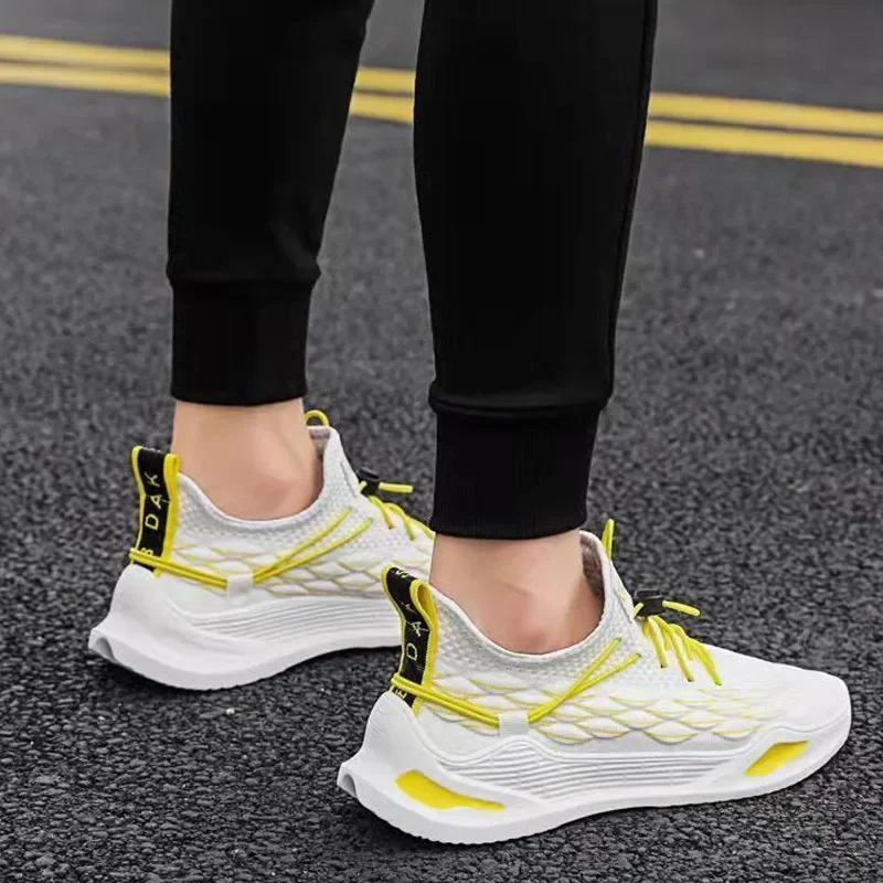 Men Sports Shoes 2024 Summer Fashion Black Casual Running Shoe Spring Breathable Mesh Sneakers Thick Bottom Non-Slip Zapatillas