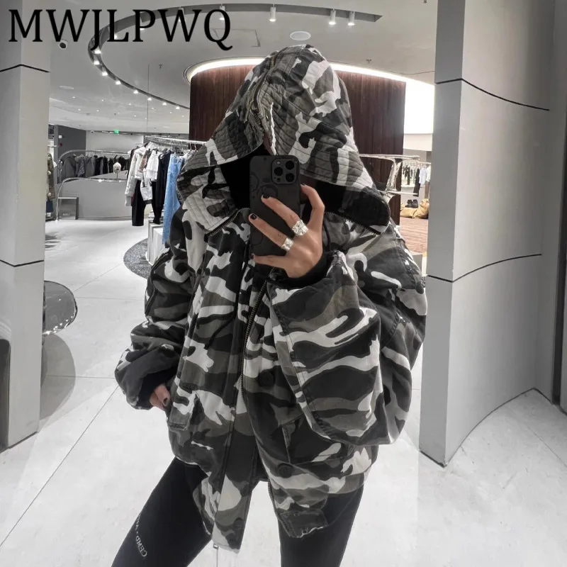 

MWJLPWQ Winter New Camouflage Washed Patchwork Zipper Male Padded High Street Long Sleeve Hooded Cotton Coat For Men Women 12417