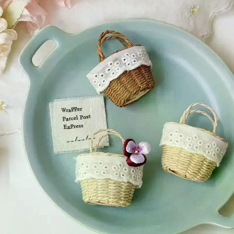 1:12 Miniaturowy koszyk rattanowy do domku dla lalek, dekoracyjny koszyk, meble, model domu, zabawka, akcesoria do domku dla lalek