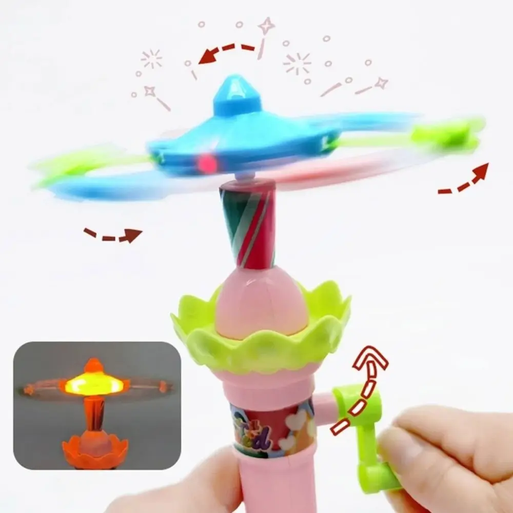 Fun LED Lights Hand Cranked Rotating Toy Interactive Glowing Merry-Go-Round Toy Plastic Gear Mechanism Carousel Toy Kids Gift