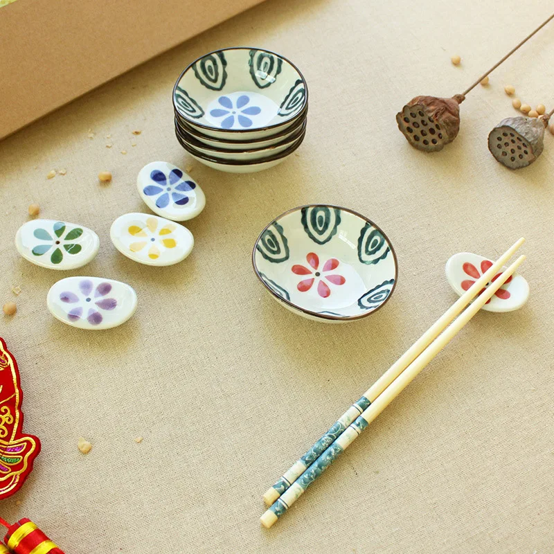 Japanese shredded sushi seasoning dish tableware gift box set, red flower plate hand-painted floret Sauce dish, chopsticks rack