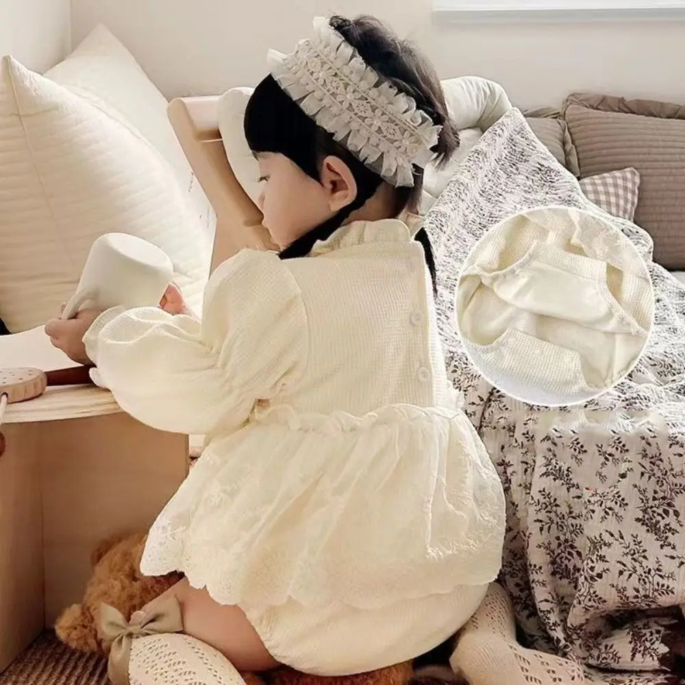 

Милый кружевной комбинезон-платье с рюшами для малышей, пышный боди-комбинезон, хлопковые шорты для новорожденных, комплект для ползания, одежда для младенцев