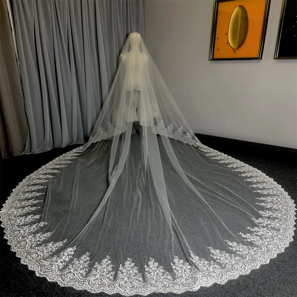 New Long Lace Decal Wedding Mantilla Veil 1 Layer 3M 4M 5M Cathedral Length Luxurious Bridal Veil Bridal Veil Accessories