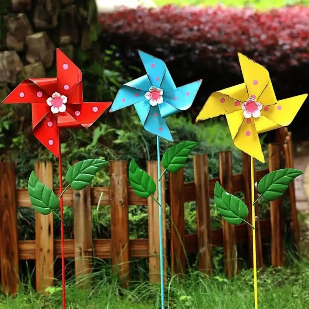 Nieuwe metalen windspinner Iron Art Nordic Multistyles Rotator Iron Inground windmolen Outdoor roterende binnenplaats windmolen