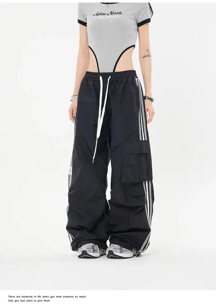 Y2K Women Streetwear Techwear Vintage Cargo Korean Oversized Parachute Pants Men Sweatpants Wide Leg Joggers Trousers Clothes