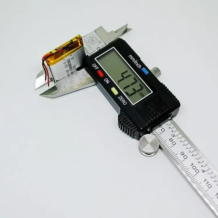 Batería de polímero de litio de 3,7 V 502530 grabadora de tráfico de gran capacidad DM900 carga general Ling bl850