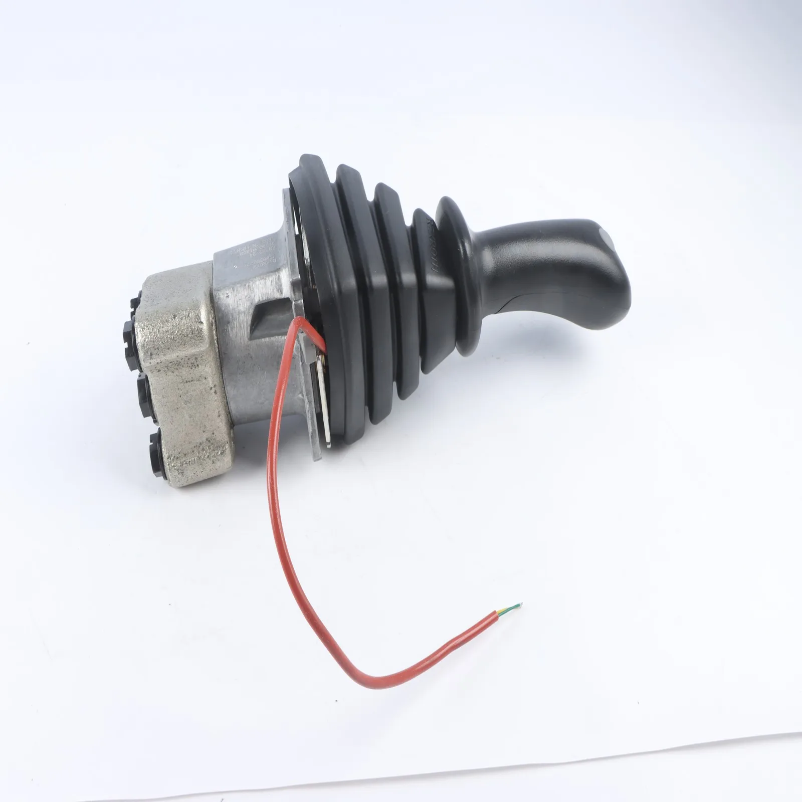 วาล์วควบคุมจอยสติ๊กขวา สำหรับรถ JCB 1CX 160 180T 190 1110 25/220626 ตัวจ่ายไฮดรอลิก